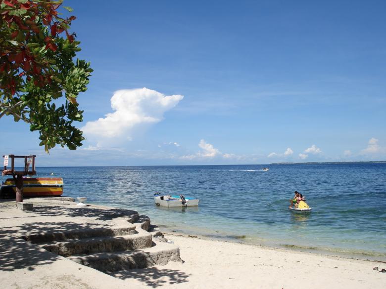 Free stock image of Tambuli Beach created by norwyn bacolod