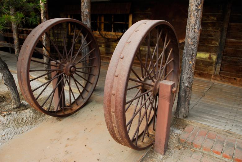 Free stock image of Iron Wagon Wheel Dutch Frontier created by j. l. johnson