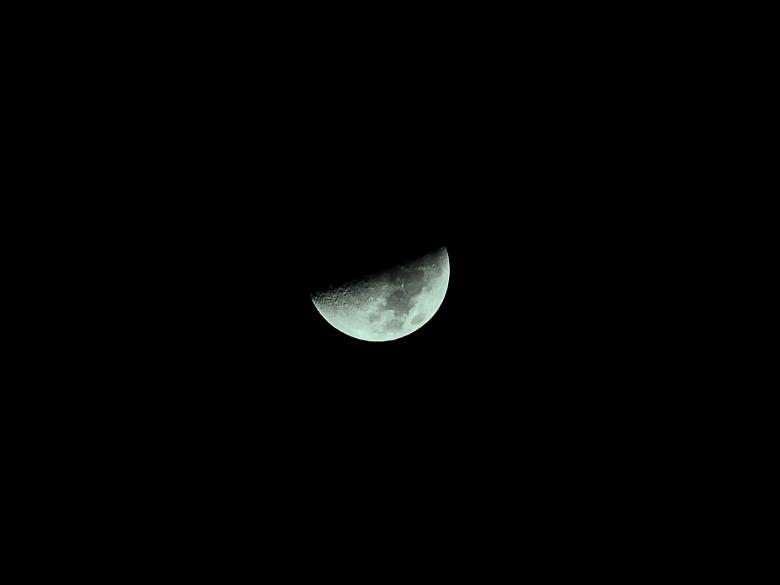 Free stock image of Half Moon November 28, 2006 created by j. l. johnson