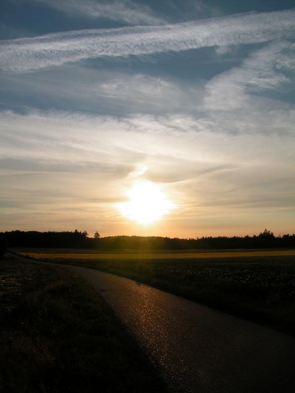 Free stock image of Beautiful sunset created by sebastian dammark