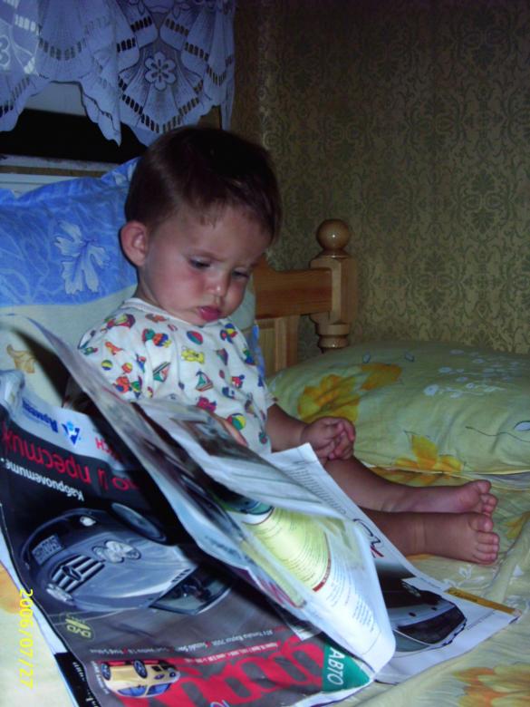 Free stock image of He is reading a magazine created by nadya mochkova