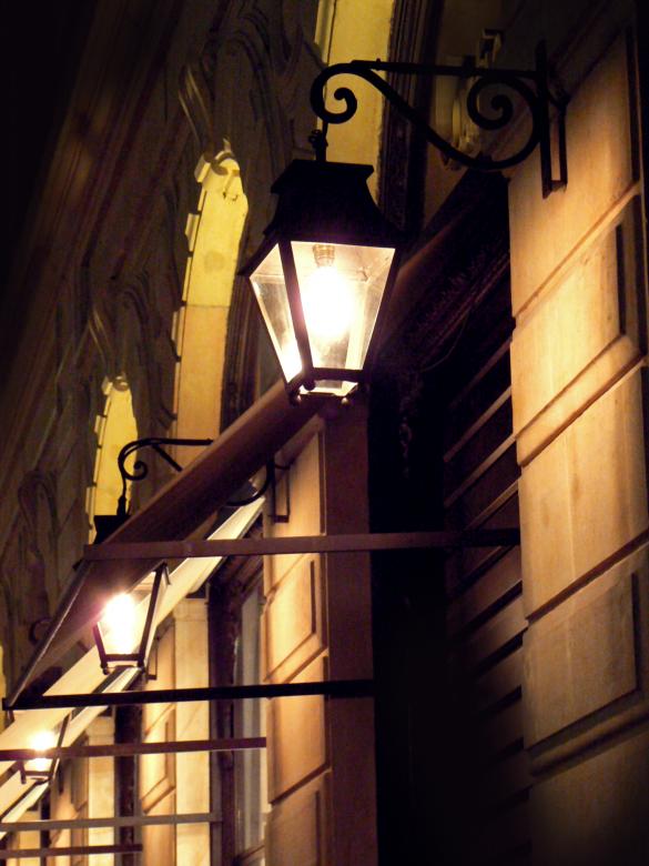 Free stock image of Lights on the corner created by myriam goude