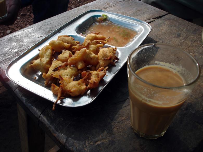 Free stock image of Chai &amp; Pakora created by saibal datta