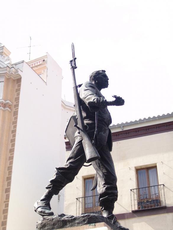 Free stock image of Statue of a soldier created by javier baranda