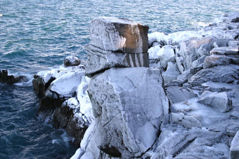 Free stock image of Icy cliff created by Héðinn