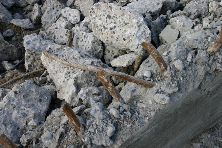 Free stock image of Rusted wires created by Bjorgvin