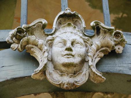 Free Stock Photo of Face Sculpture
