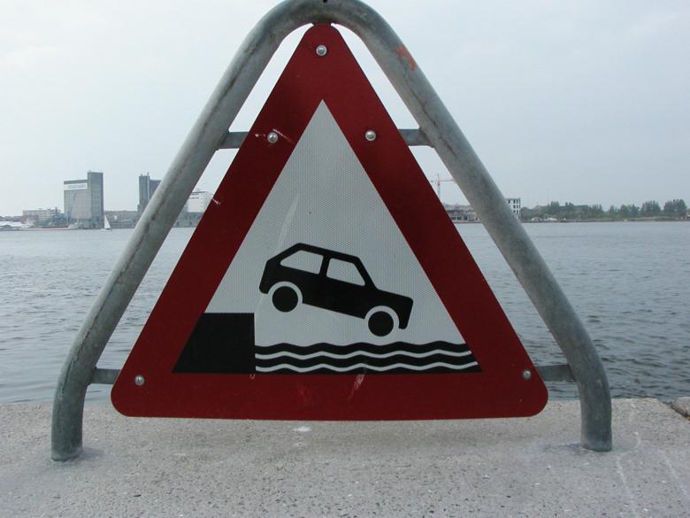 Free stock image of Warning Sign created by Bjorgvin