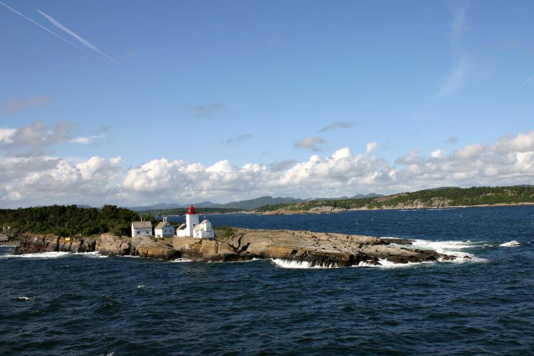 Free stock image of Norwegian fjord created by Bjorgvin