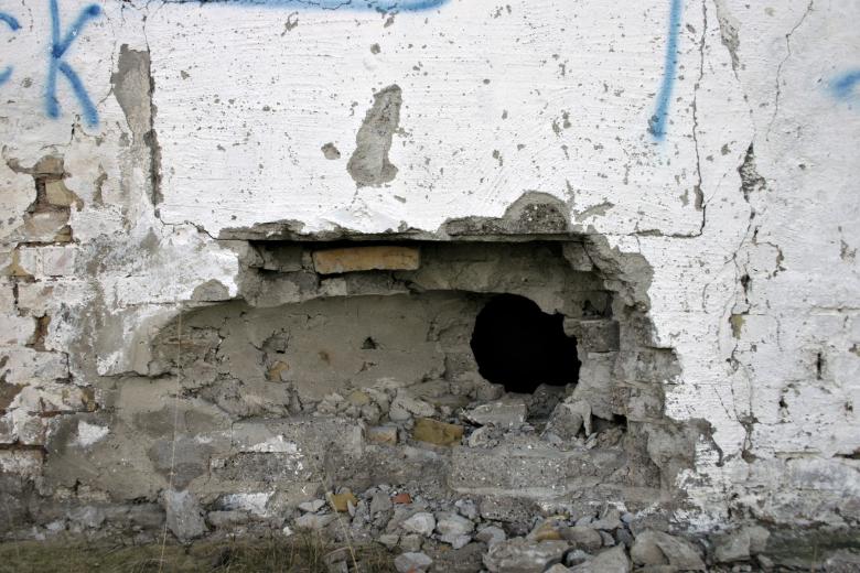 Free stock image of Damaged concrete texture created by Bjorgvin