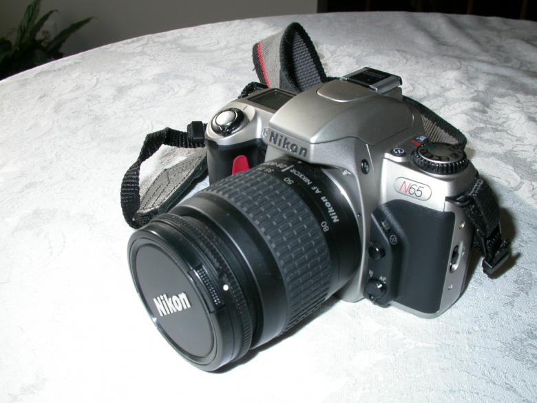 Free stock image of Digital camera created by raymond henry