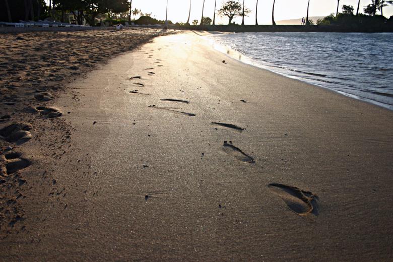Free stock image of Footsteps in the sand created by shaun newcomb