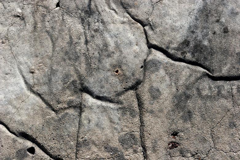 Free stock image of Cracked rock surface created by Darren Hester