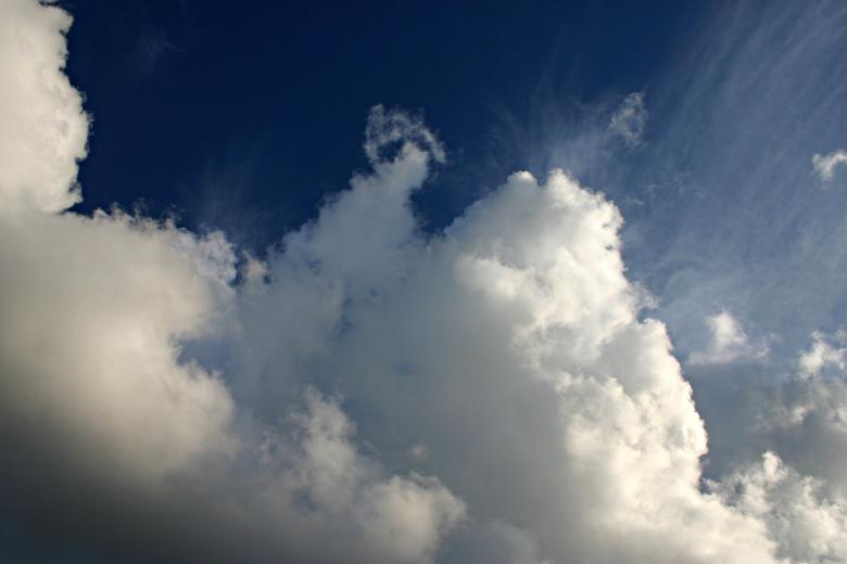 Free stock image of Thick Clouds created by Bjorgvin