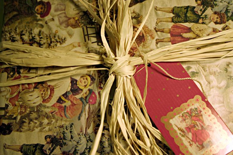 Free stock image of Gift wrapping created by Bjorgvin