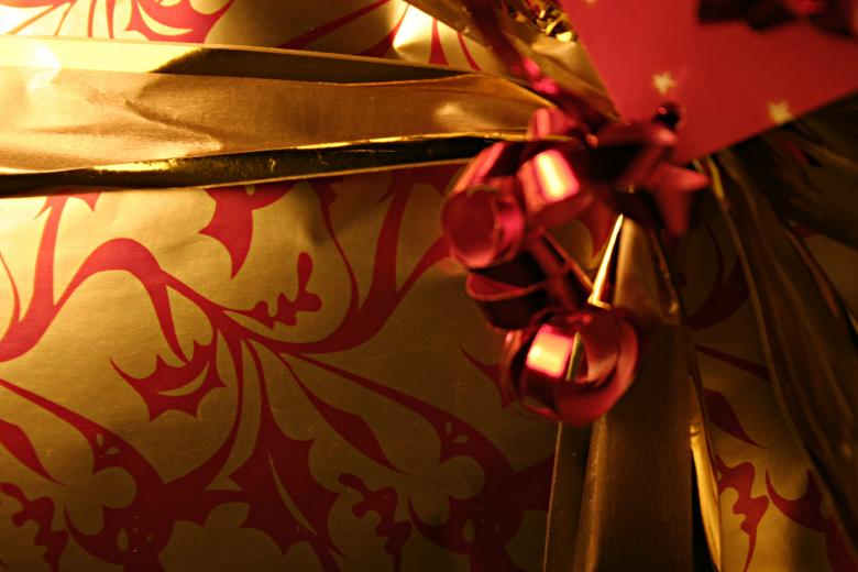Free stock image of Gift wrapping close up created by Bjorgvin
