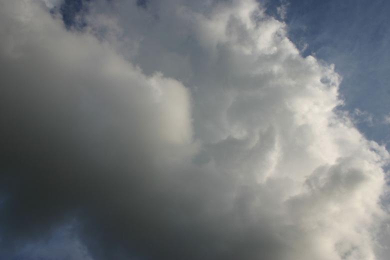 Free stock image of Clouds created by Bjorgvin