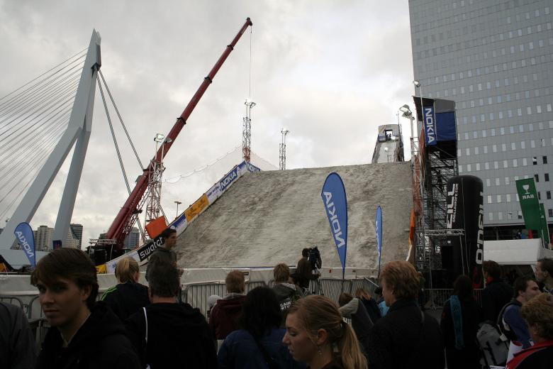 Free stock image of Snowboard contest created by damien van holten