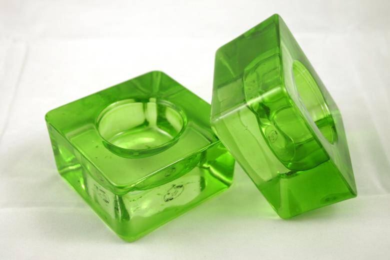 Free stock image of Green glass created by Bjorgvin