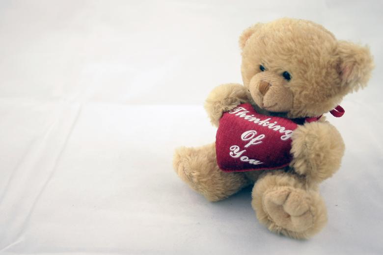 Free stock image of Teddy bear on the right created by Bjorgvin