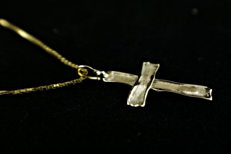 Free stock image of Cross necklace created by Bjorgvin