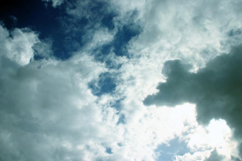 Free stock image of Clouds created by Bjorgvin