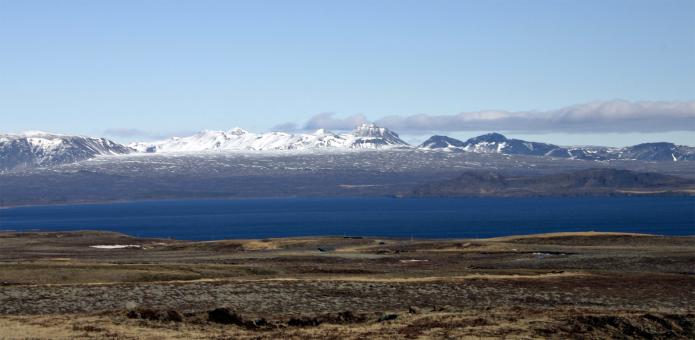 Free Stock Photo of Icelandic Lake and Mountain Landscape