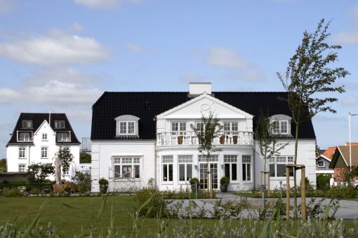White houses - Free Stock Photo