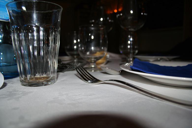 Free stock image of Table created by damien van holten