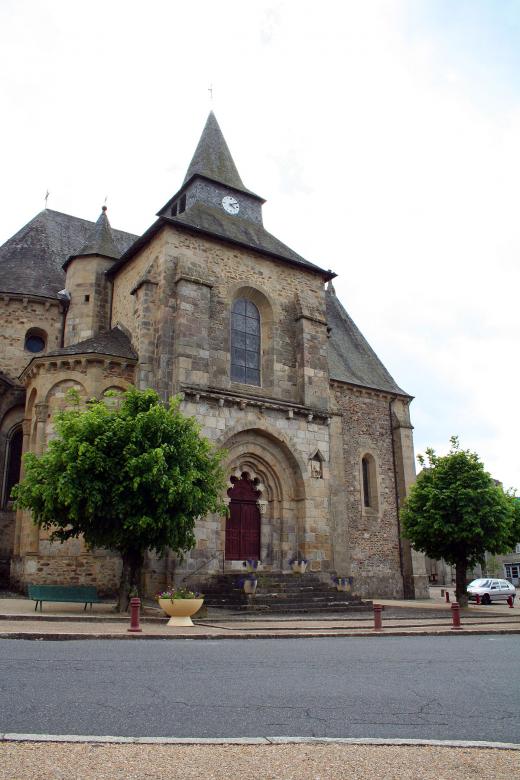 Free stock image of Church created by damien van holten
