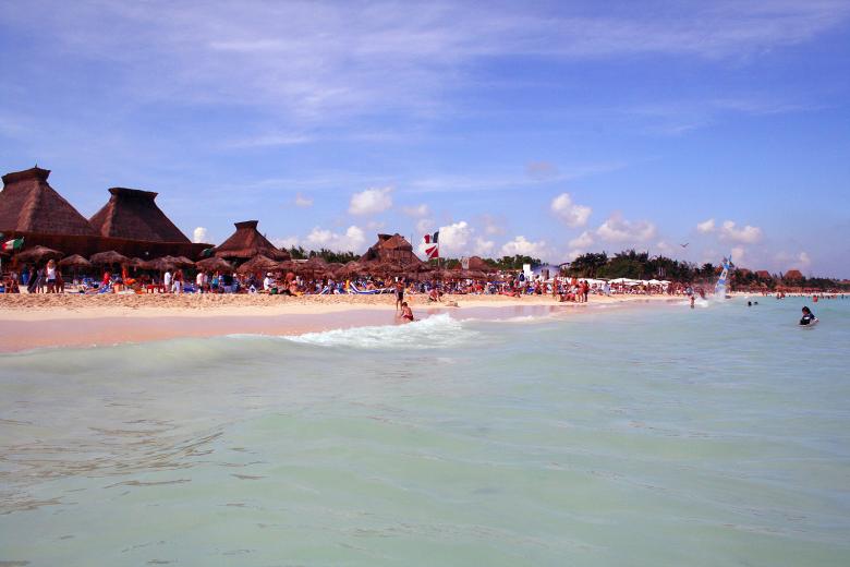 Free stock image of Tropical beach created by damien van holten