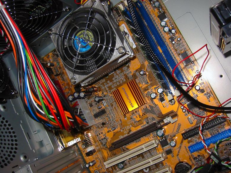 Free stock image of PC card created by damien van holten