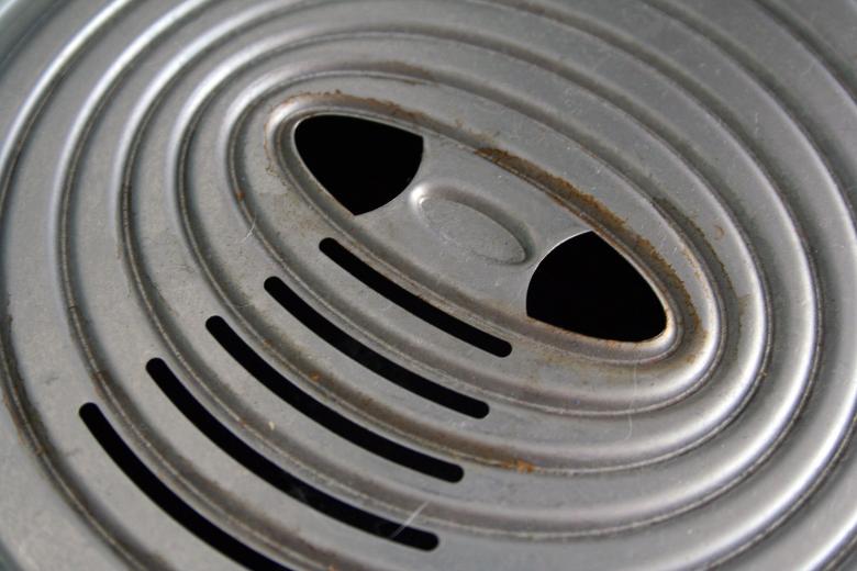 Free stock image of Tin seal created by damien van holten