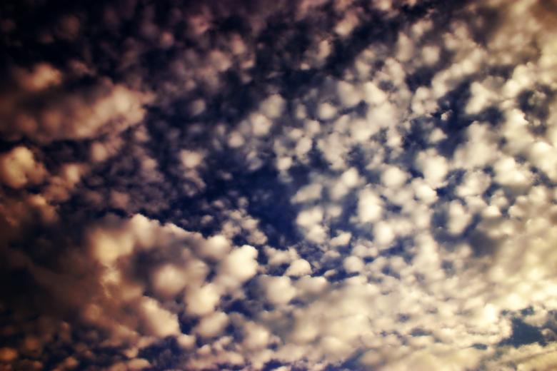 Free stock image of Clouds created by Bjorgvin