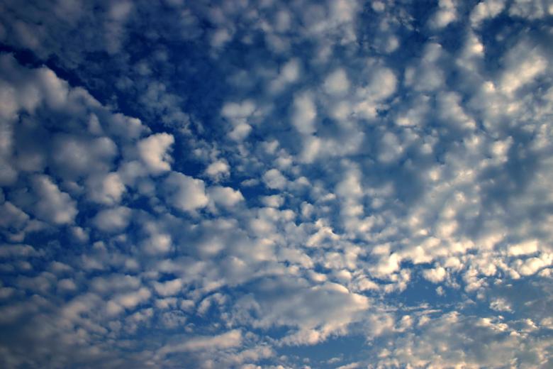 Free stock image of Clouds created by Bjorgvin