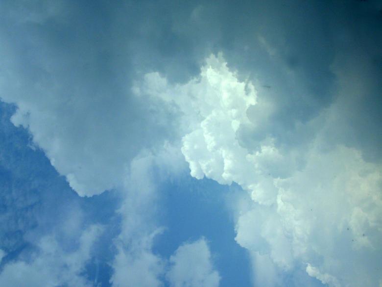 Free stock image of Cloudly sky created by jayne shives
