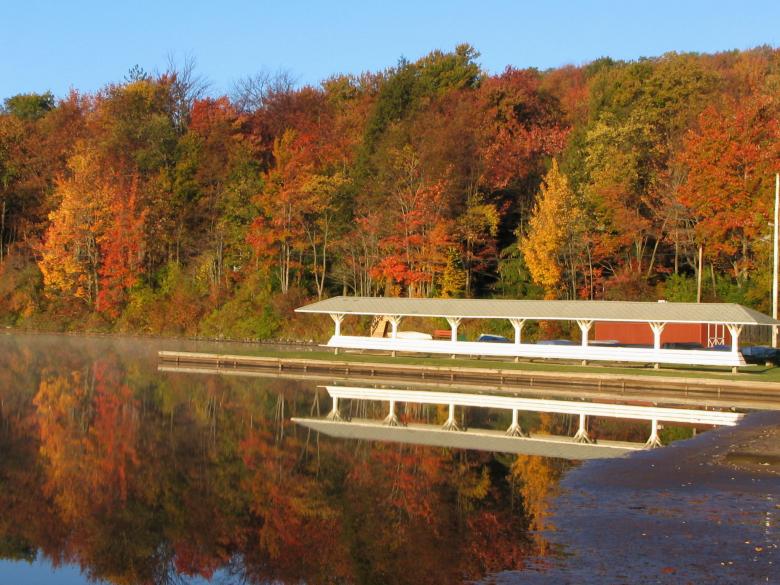 Free stock image of Autumn Morning Lake created by wendy chalmers