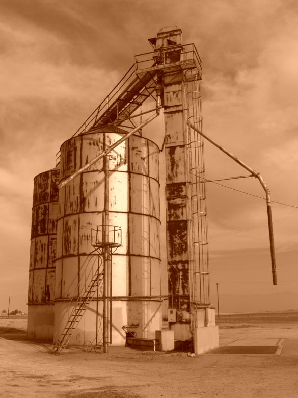 Free stock image of Rustic Water Tower created by j. l. johnson
