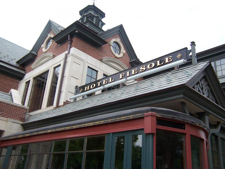 Free stock image of HOTEL created by susan aceto