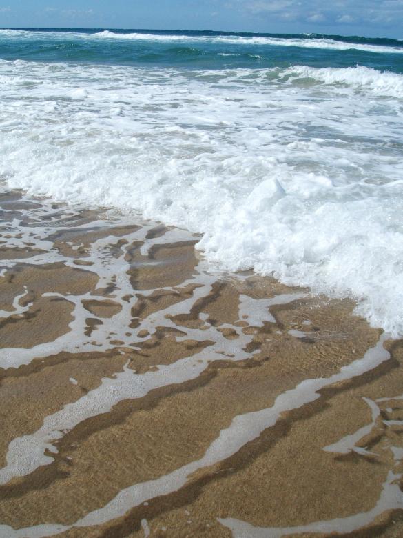 Free stock image of The wave created by avery ng