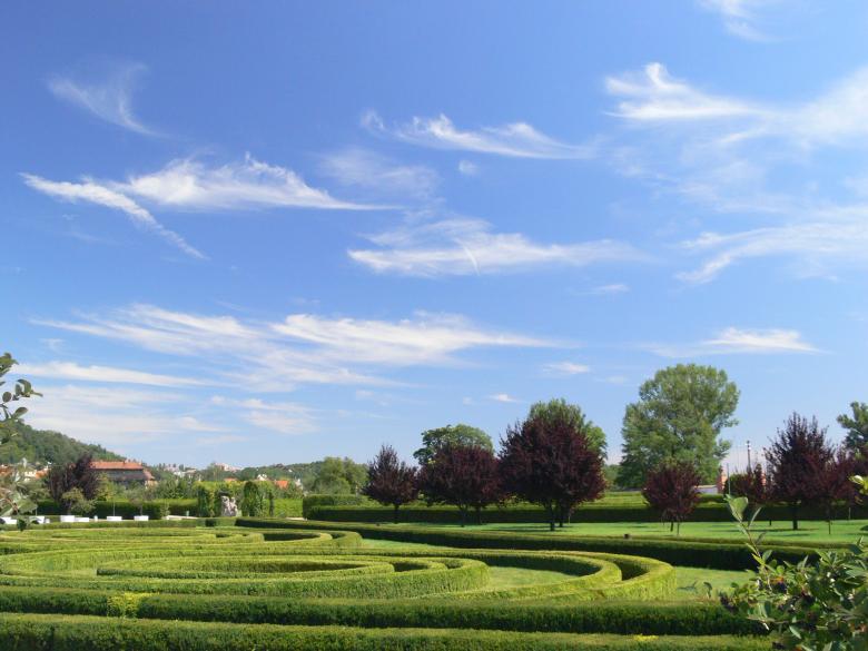 Free stock image of Labyrinth gardens created by Ladislav Soukup