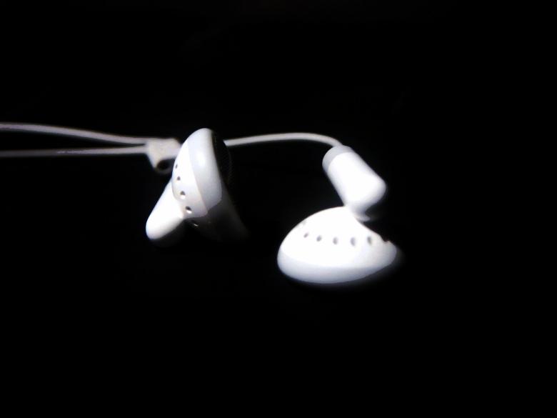 Free stock image of Headphones created by DillonHinson