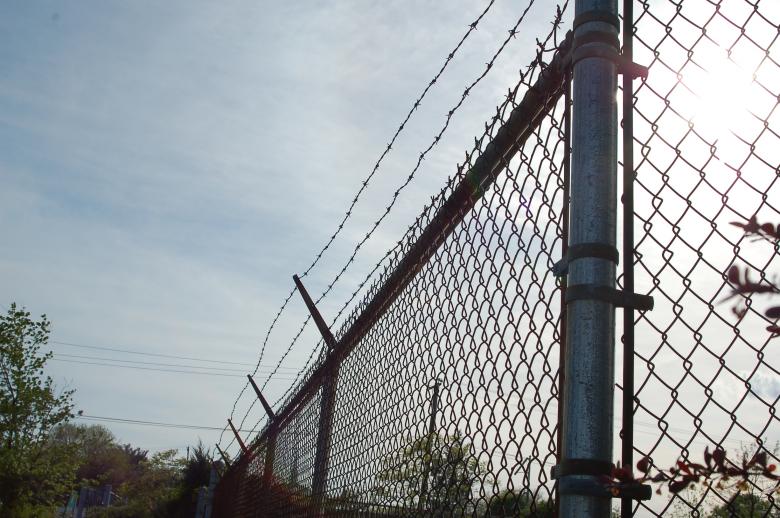 Free stock image of Fence in Perspective created by Mark Manalaysay