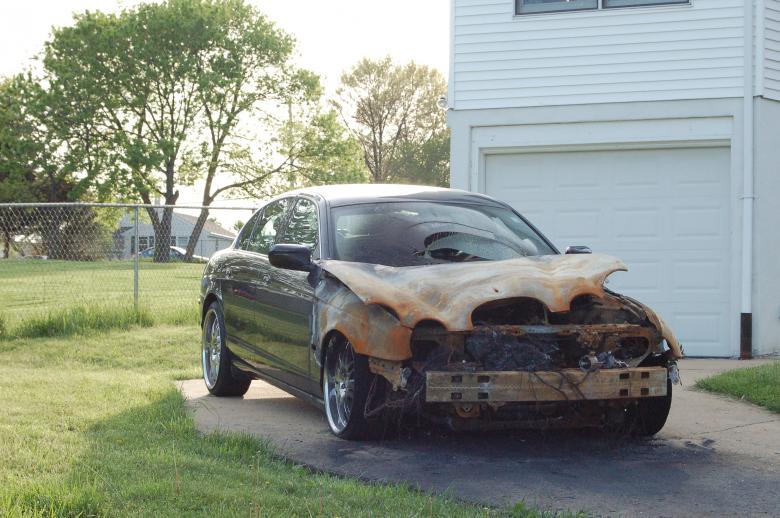 Free stock image of Wrecked Car created by Mark Manalaysay