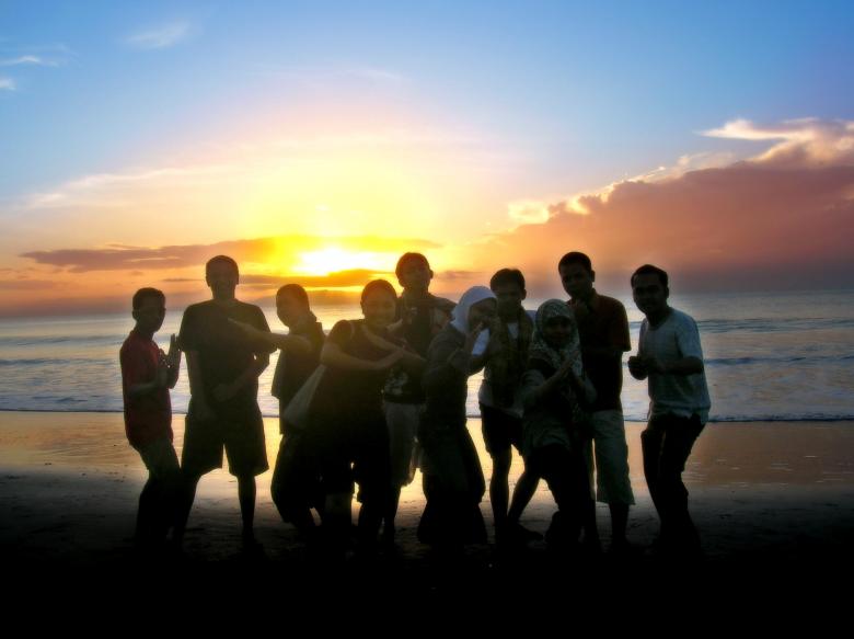 Free stock image of Sunrise group created by Didi Supardi