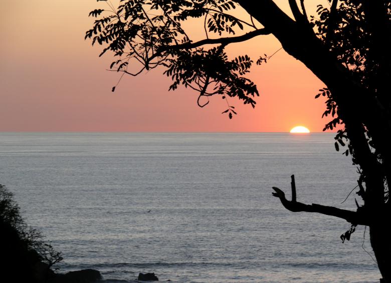 Free stock image of Sunset in Costa Rica created by Dennis Smith