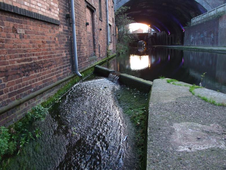 Free stock image of Birmingham canals created by Joe Shannon