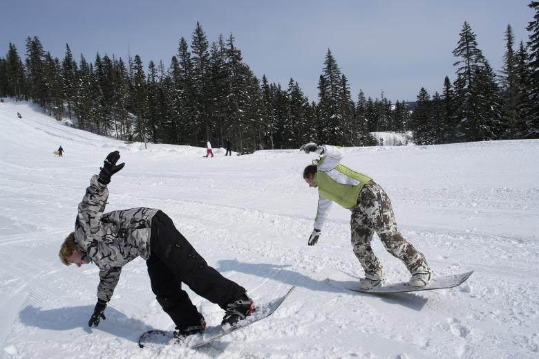 Free stock image of Snowboarding created by Dmitry