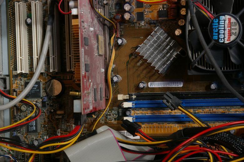 Free stock image of Inside a computer created by frhuynh