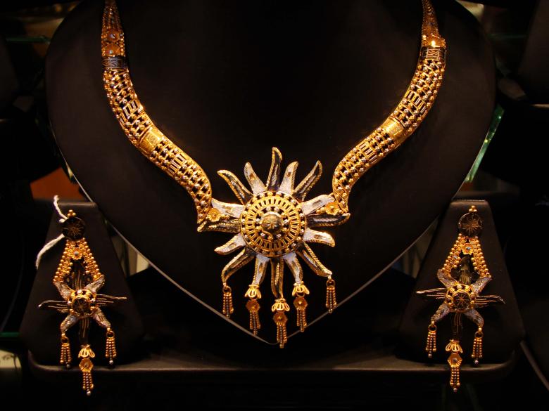 Free stock image of Golden Necklace created by Suvro Khan